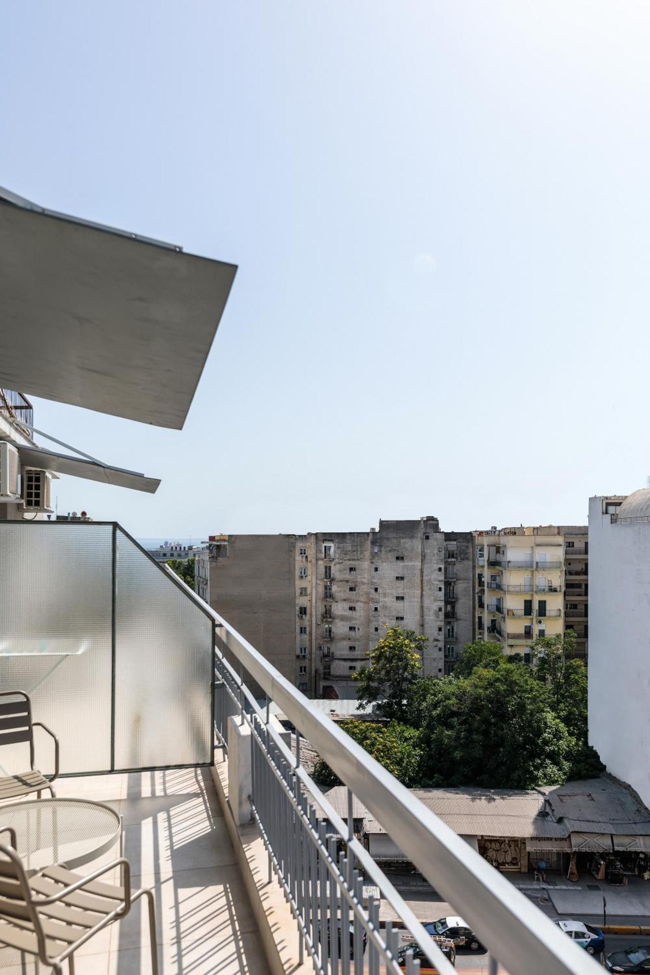 Sky Studios Salonic Cameră foto